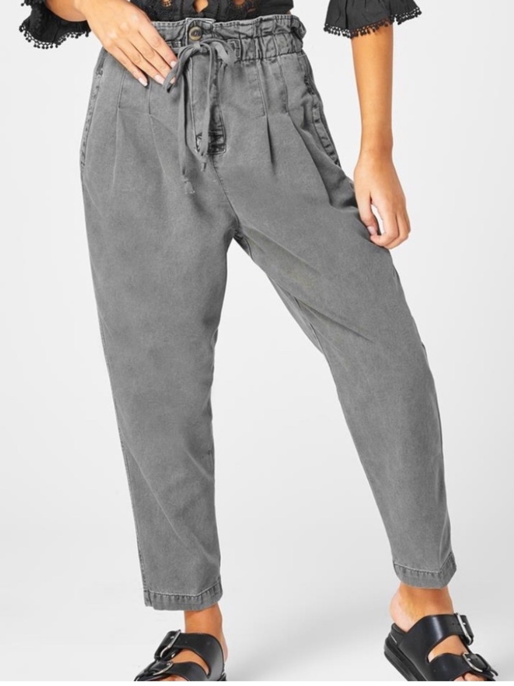 Free People Margate Pleated Balloon Pant size XS charcoal grey